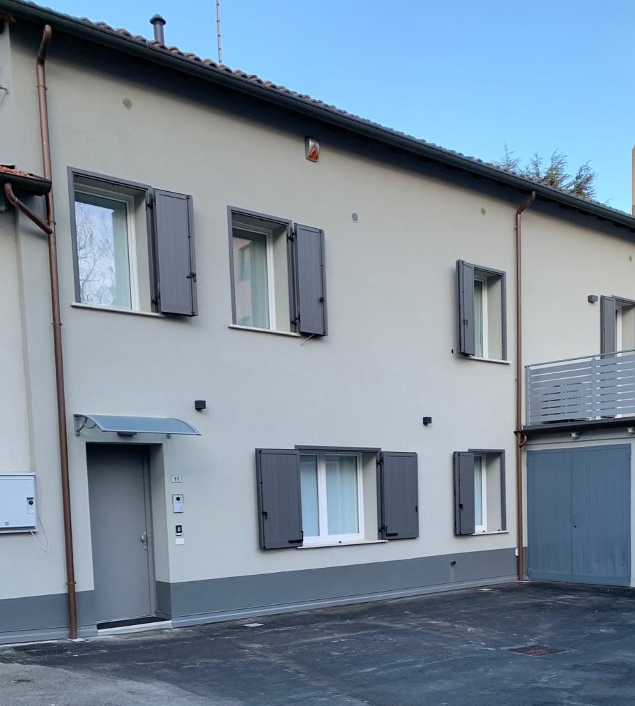 Appartamenti Via Emilia 11 - Struttura (esterni/cortile)